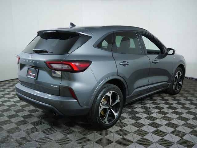 2023 Ford Escape ST-Line Elite