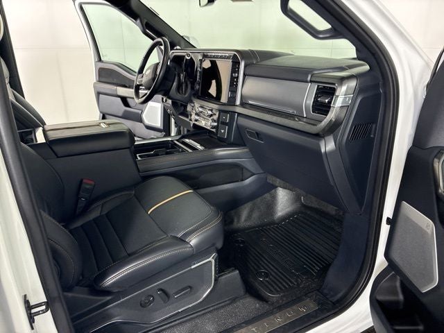 2024 Ford F-350SD Platinum