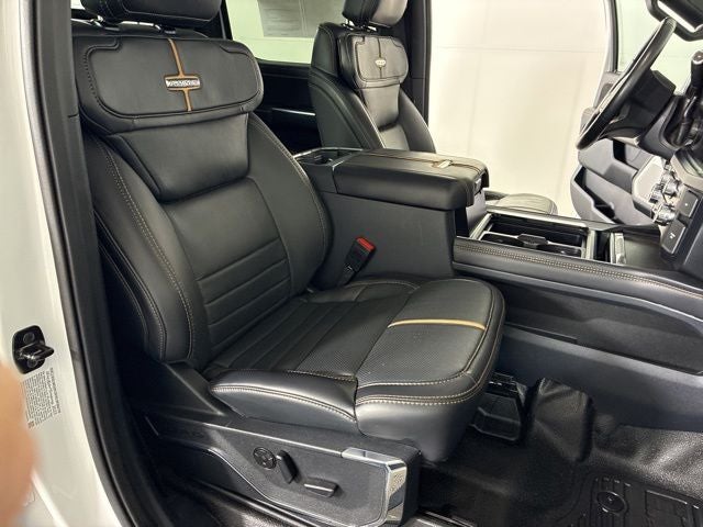 2024 Ford F-350SD Platinum