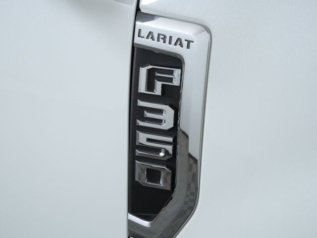 2022 Ford F-350SD Lariat