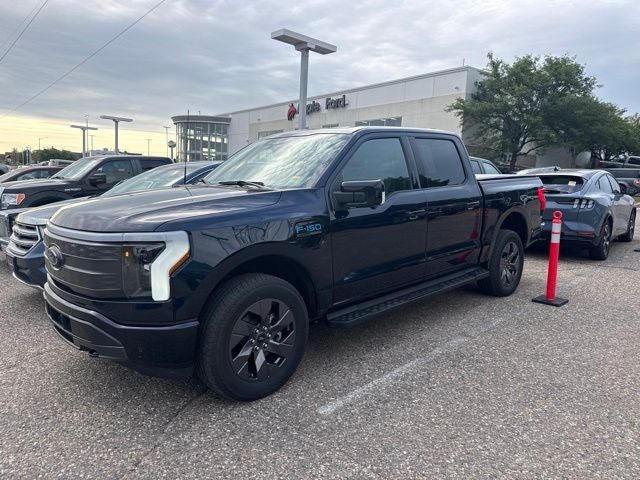2023 Ford F-150 Lightning Lariat