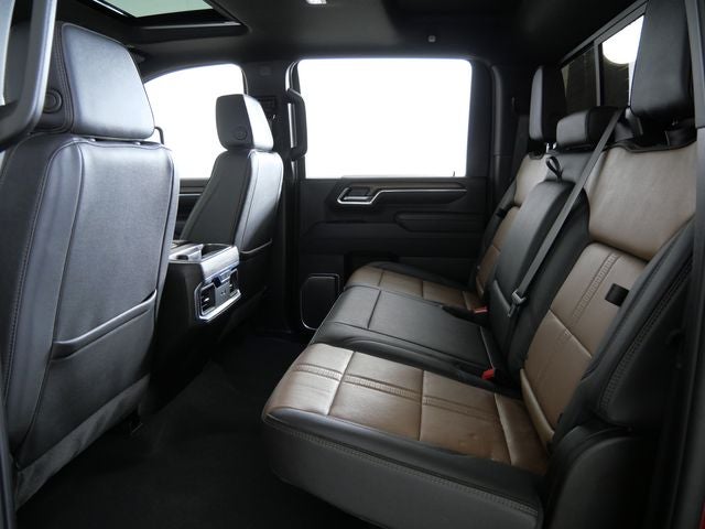 2025 Chevrolet Silverado 3500HD High Country