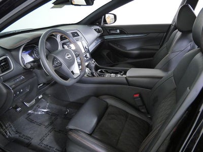 2023 Nissan Maxima SR