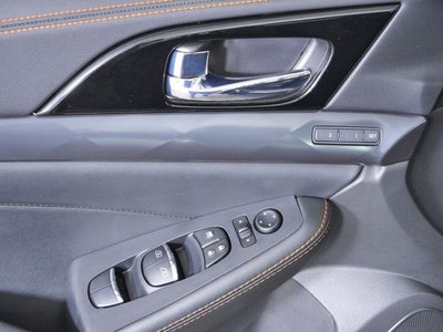 2023 Nissan Maxima SR