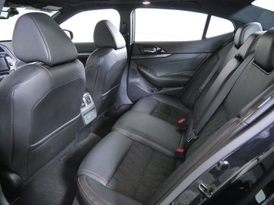 2023 Nissan Maxima SR