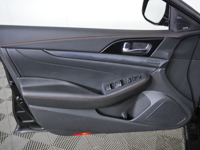 2023 Nissan Maxima SR