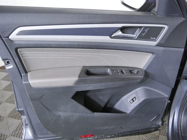 2022 Volkswagen Atlas 3.6L V6 SEL Premium R-Line