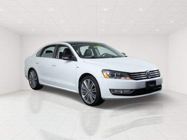 2015 Volkswagen Passat Sport