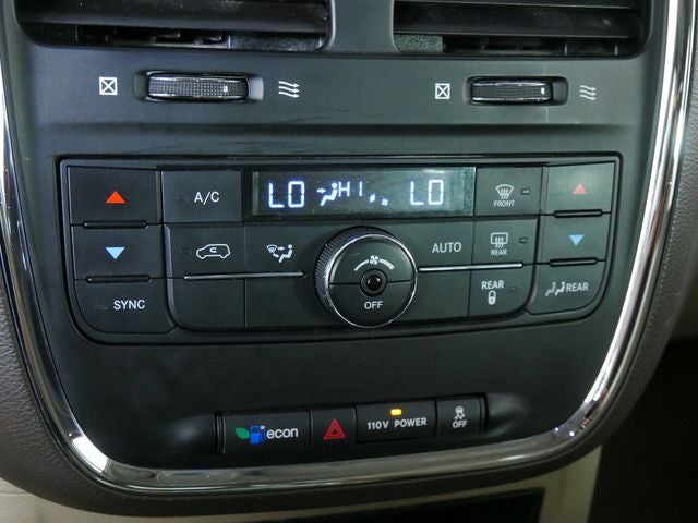 2012 Chrysler Town & Country Touring