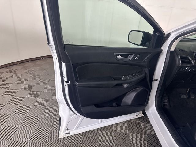 2019 Ford Edge SE