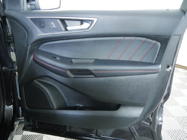 2022 Ford Edge ST Line