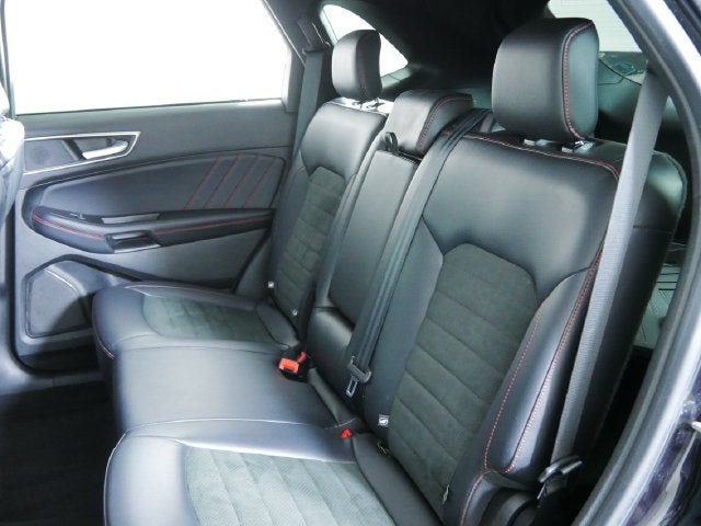 2022 Ford Edge ST Line