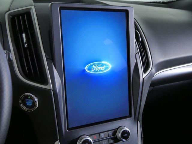 2022 Ford Edge ST Line