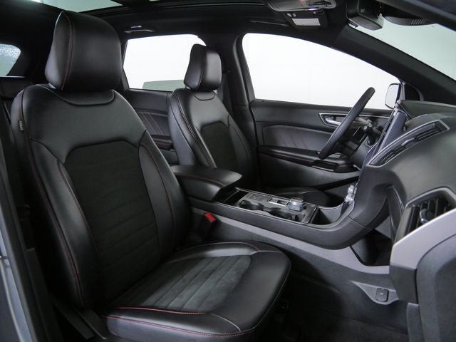 2022 Ford Edge ST Line