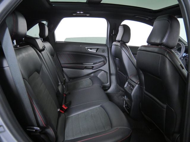 2022 Ford Edge ST Line