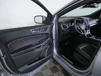 2022 Ford Edge ST Line