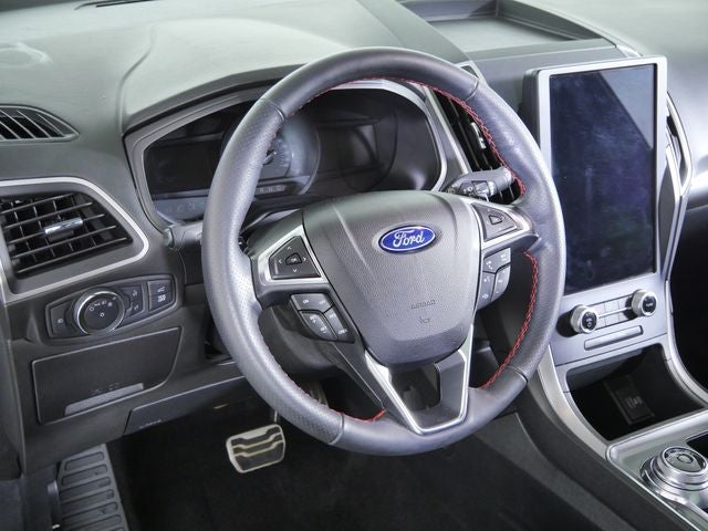 2022 Ford Edge ST Line