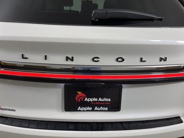 2022 Lincoln Nautilus Black Label