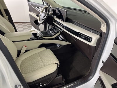 2022 Lincoln Nautilus Black Label