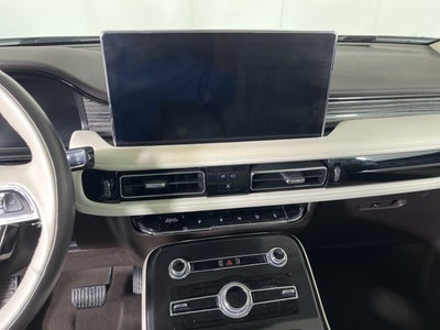 2022 Lincoln Nautilus Black Label