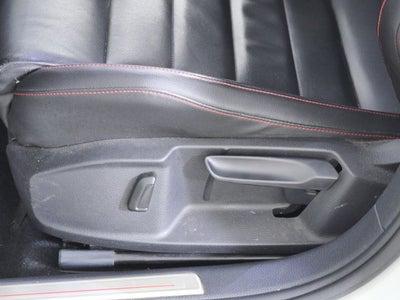 2017 Volkswagen Golf GTI SE