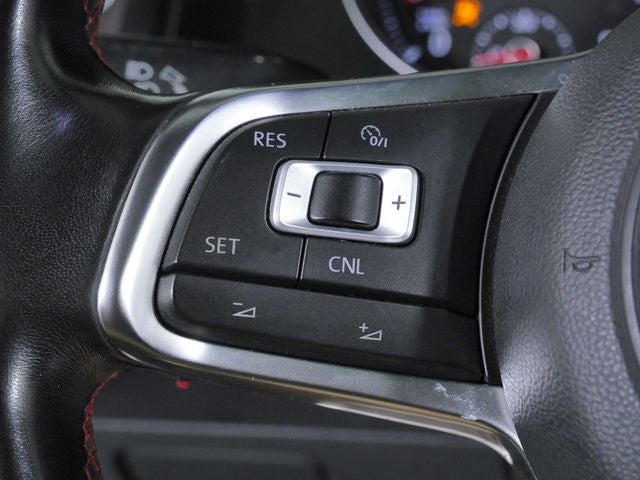 2017 Volkswagen Golf GTI SE