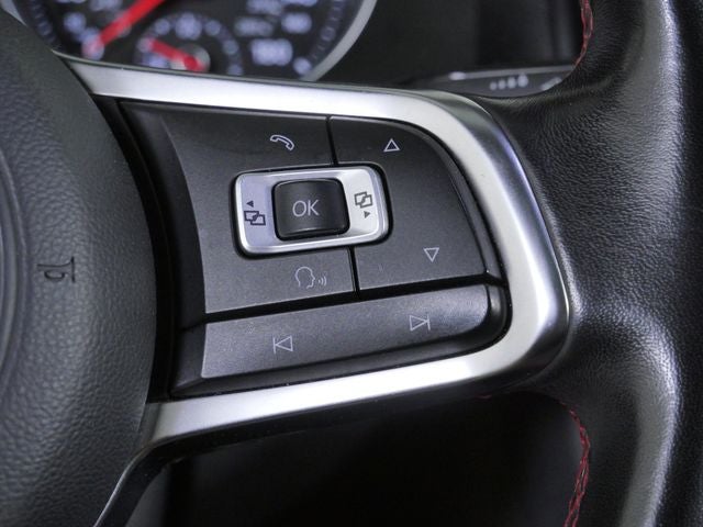 2017 Volkswagen Golf GTI SE