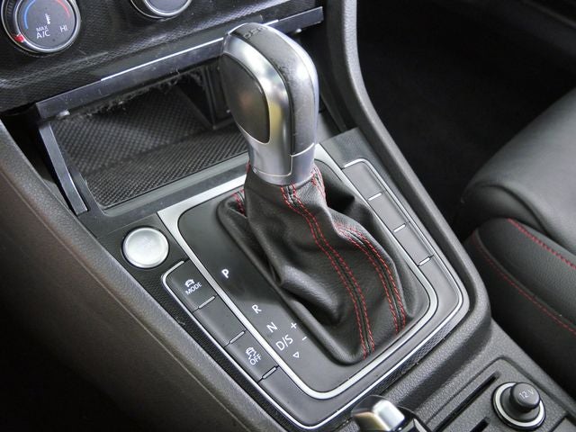 2017 Volkswagen Golf GTI SE