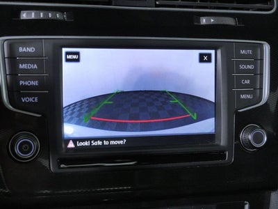 2017 Volkswagen Golf GTI SE