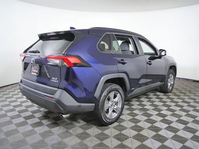 2022 Toyota RAV4 Hybrid XLE