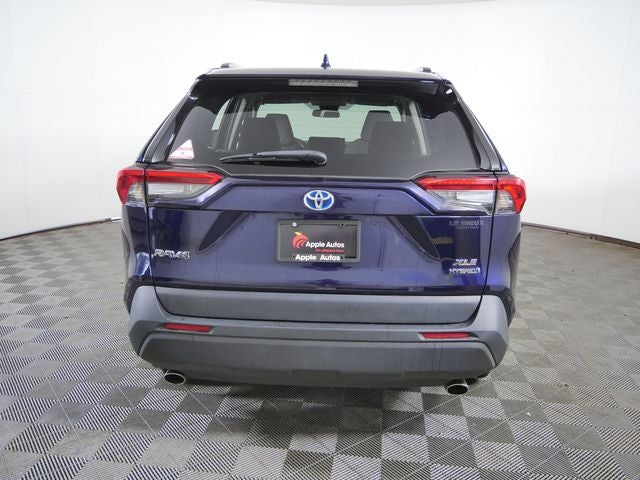 2022 Toyota RAV4 Hybrid XLE
