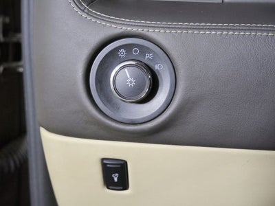 2015 Lincoln Navigator L Base