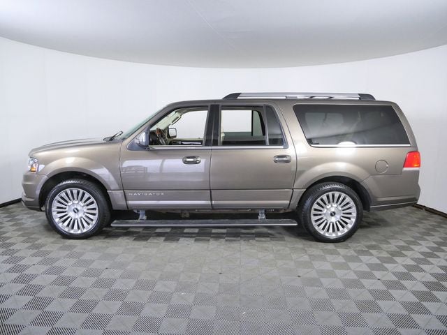 2015 Lincoln Navigator L Base