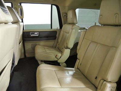 2015 Lincoln Navigator L Base