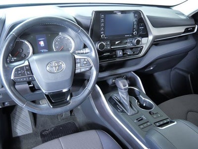 2021 Toyota Highlander LE