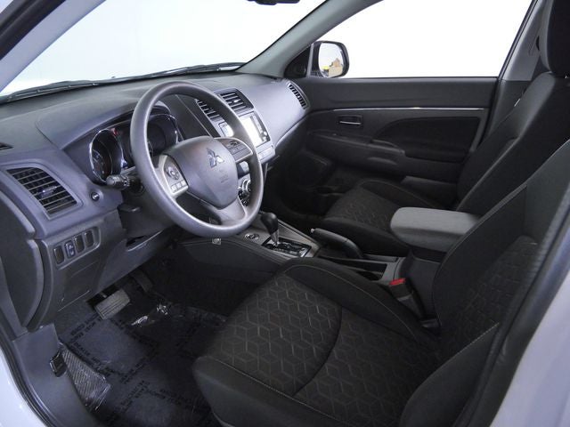 2025 Mitsubishi Outlander Sport 2.0 ES