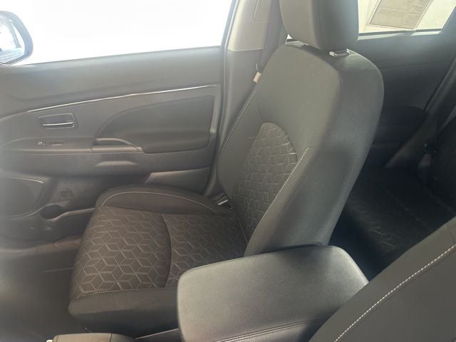 2025 Mitsubishi Outlander Sport 2.0 ES