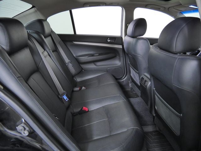 2010 INFINITI G37 X