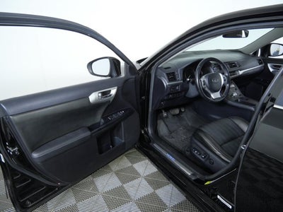 2013 Lexus CT 200h