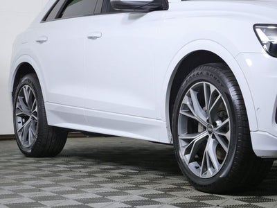 2021 Audi Q8 55 Premium quattro