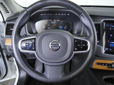 2022 Volvo XC90 Recharge Plug-In Hybrid T8 Inscription Expression 7 Passenger