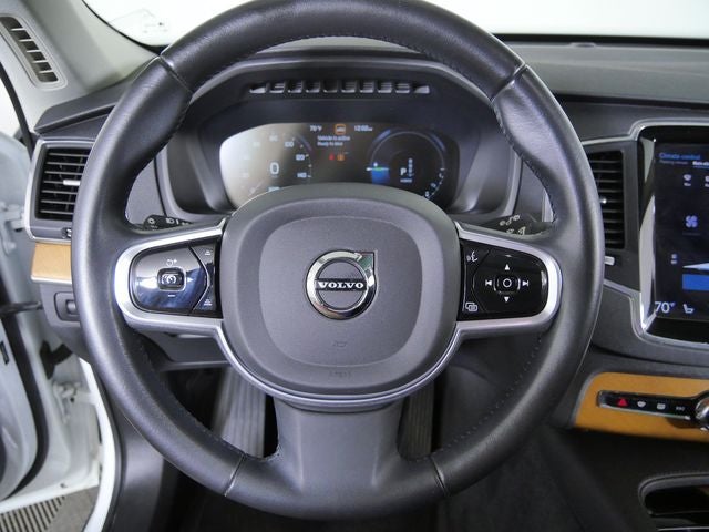 2022 Volvo XC90 Recharge Plug-In Hybrid T8 Inscription Expression 7 Passenger