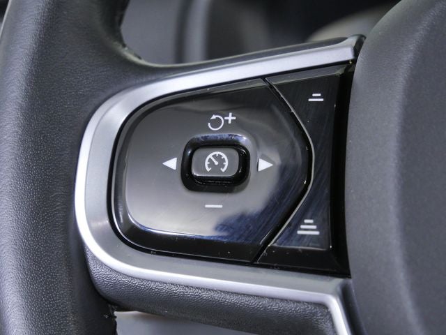 2022 Volvo XC90 Recharge Plug-In Hybrid T8 Inscription Expression 7 Passenger