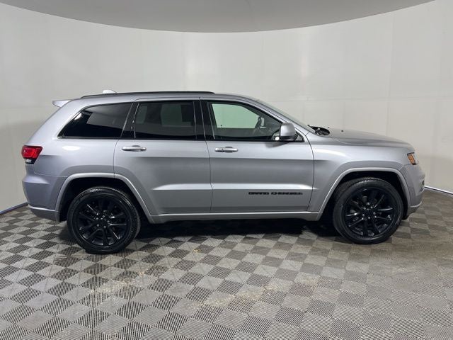 2017 Jeep Grand Cherokee Altitude