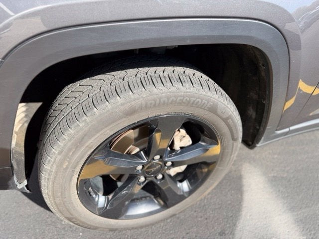 2022 Jeep Grand Cherokee Altitude