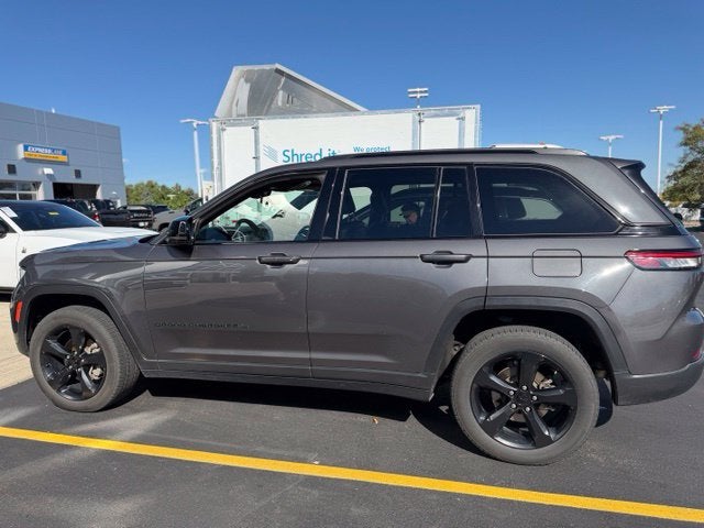 2022 Jeep Grand Cherokee Altitude