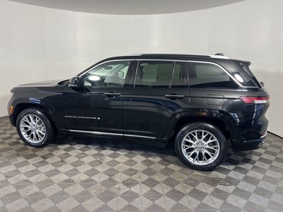 2022 Jeep Grand Cherokee Summit
