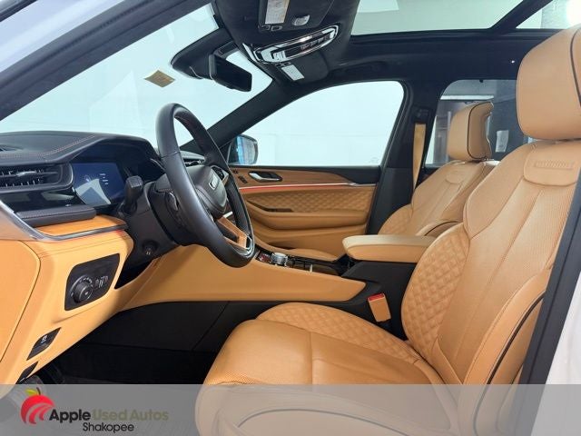 2024 Jeep Grand Cherokee Summit