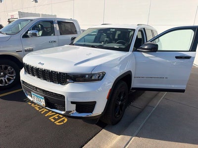 2024 Jeep Grand Cherokee L Laredo