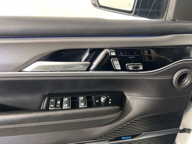 2022 Jeep Grand Wagoneer Series II